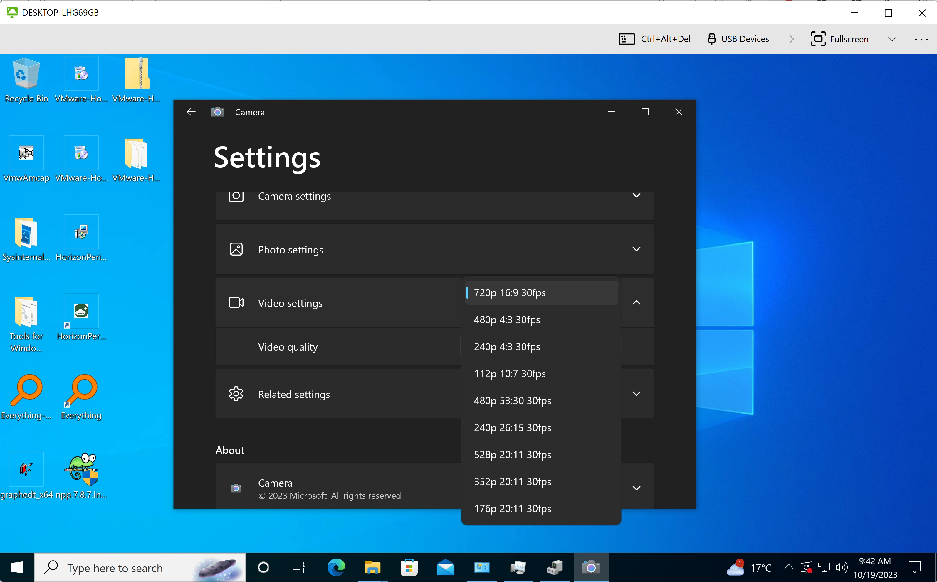 Device settings in the remote desktop show that multiple redirected webcam resolutions are available. Device settings in the remote desktop show that multiple redirected webcam resolutions are available.