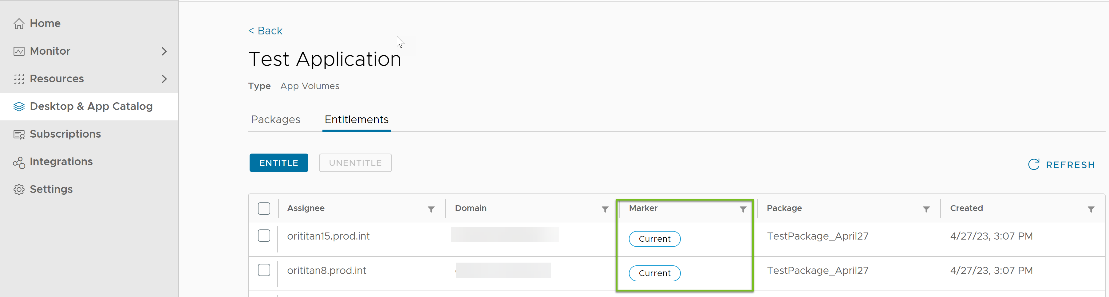 Test Application には 2 つの資格があります。各資格には、Current マーカーが付いたパッケージが割り当てられます。 Test Application には 2 つの資格があります。各資格には、Current マーカーが付いたパッケージが割り当てられます。